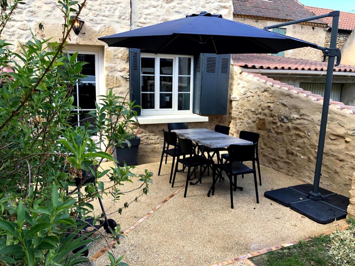 Le Trefle A Quatre Feuilles Hotel Siorac-en-Perigord Bagian luar foto