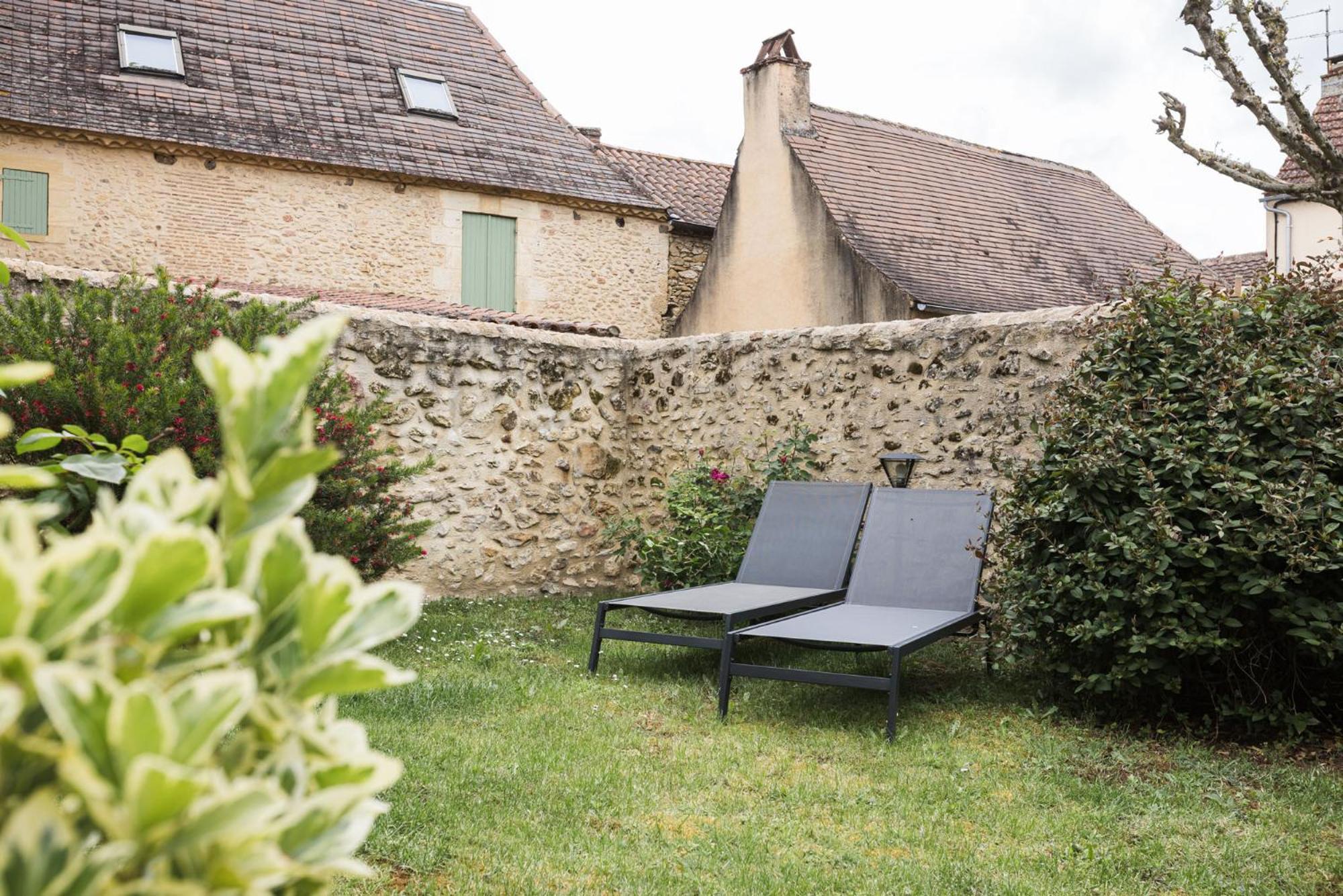 Le Trefle A Quatre Feuilles Hotel Siorac-en-Perigord Bagian luar foto