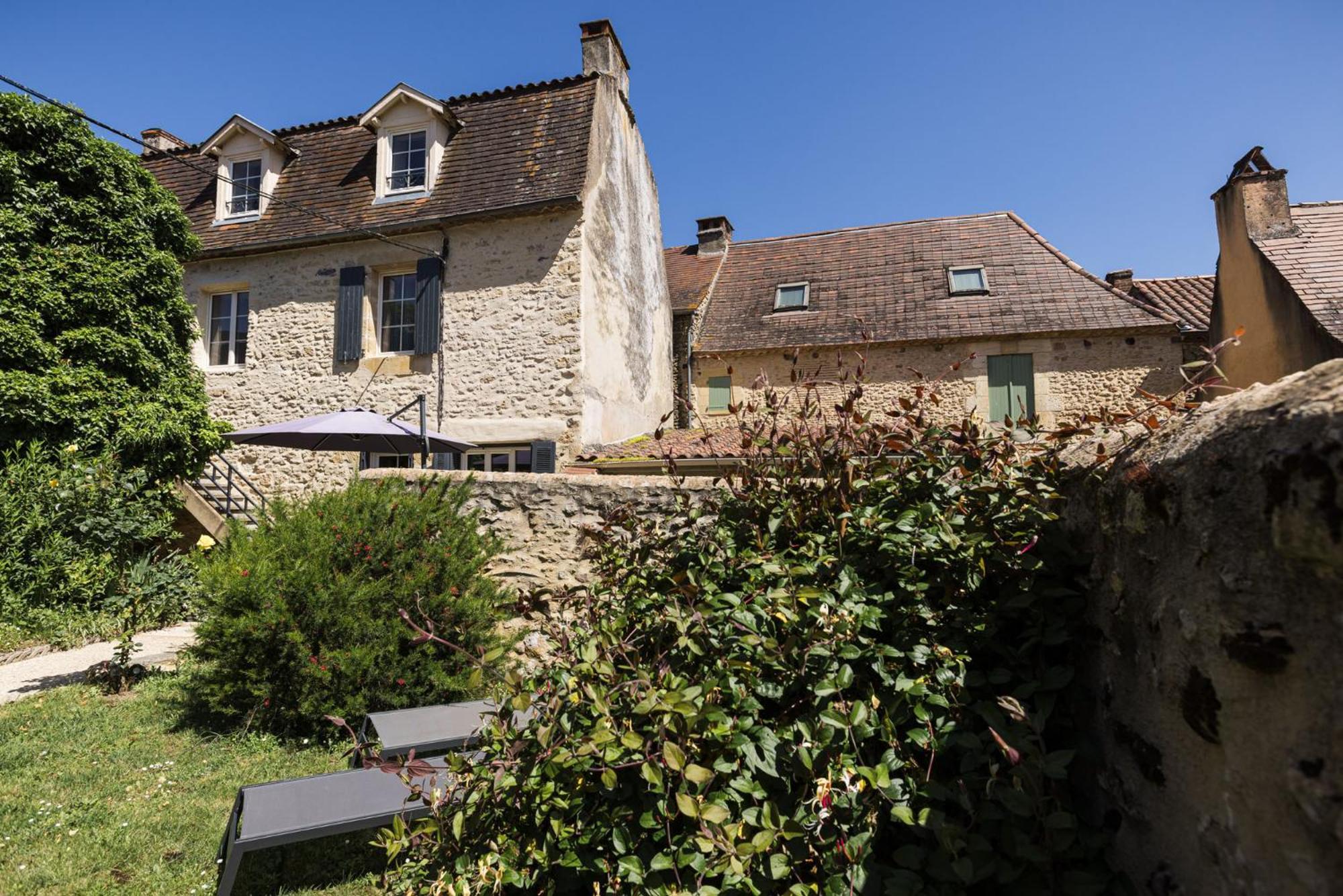 Le Trefle A Quatre Feuilles Hotel Siorac-en-Perigord Bagian luar foto