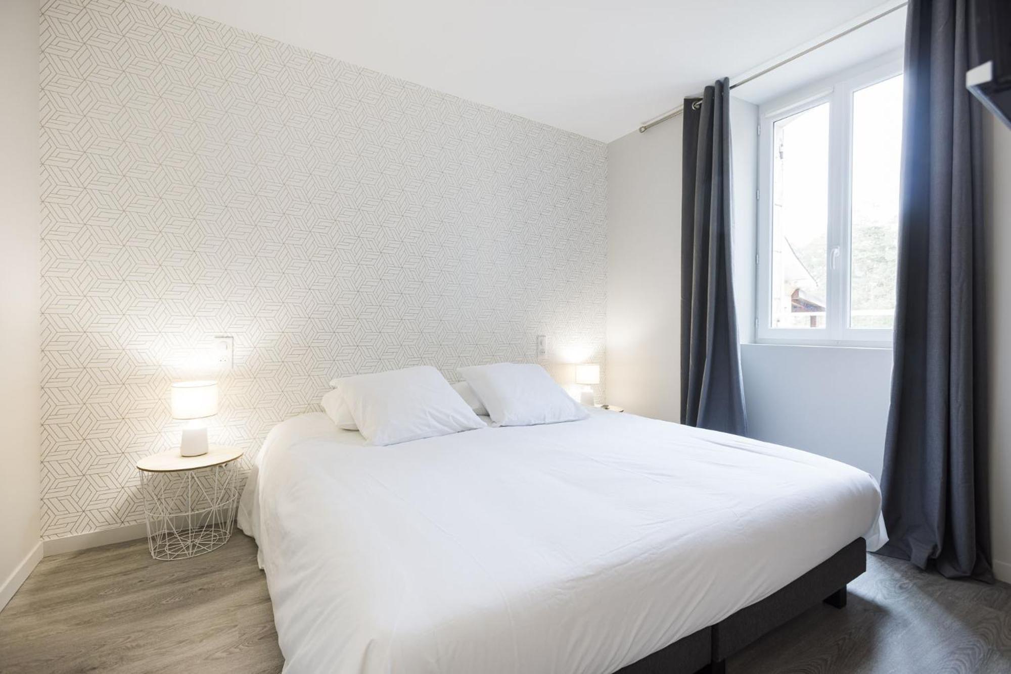 Le Trefle A Quatre Feuilles Hotel Siorac-en-Perigord Bagian luar foto