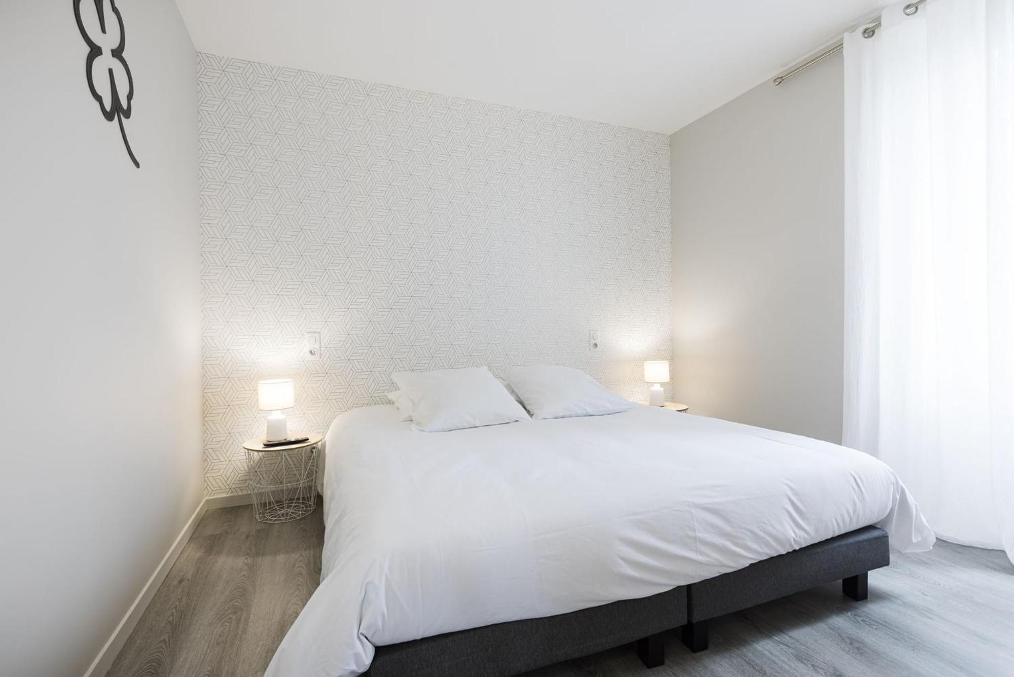 Le Trefle A Quatre Feuilles Hotel Siorac-en-Perigord Bagian luar foto